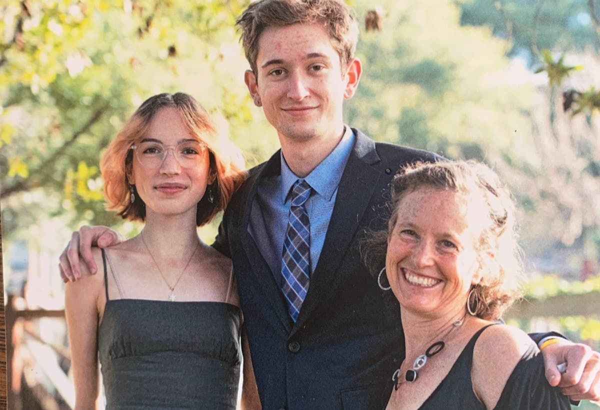 Help Support Amanda's Family